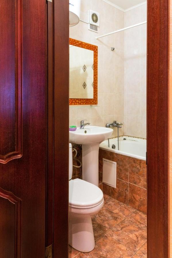Apartment Triokhsviatytelskaya Street 3 كييف المظهر الخارجي الصورة