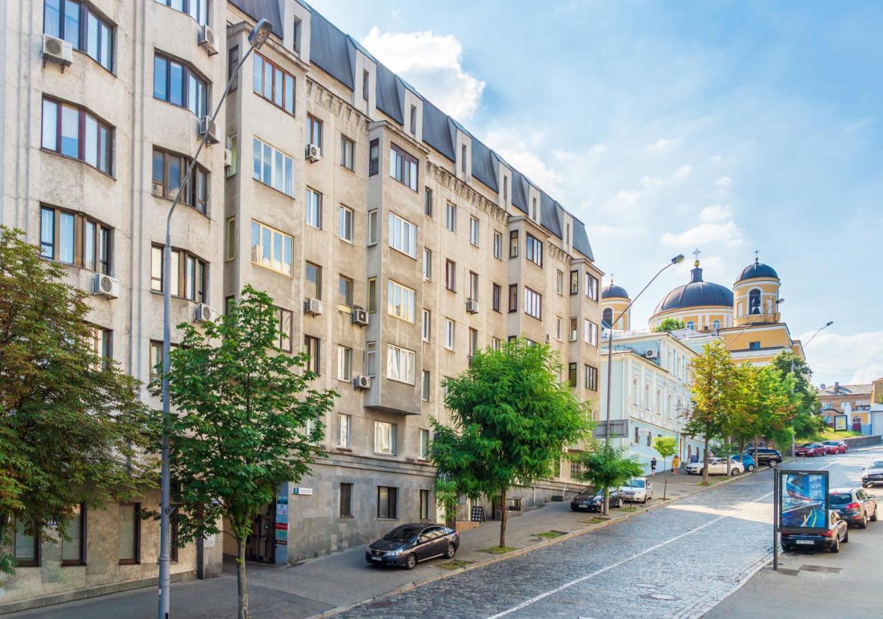 Apartment Triokhsviatytelskaya Street 3 كييف المظهر الخارجي الصورة