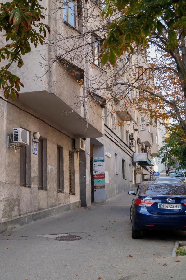 Apartment Triokhsviatytelskaya Street 3 كييف المظهر الخارجي الصورة